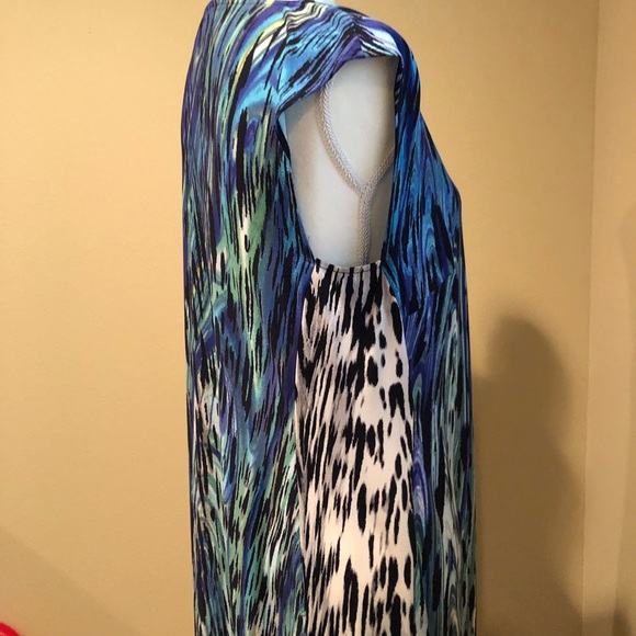 Chicos Dress stretch knit multicolor-abstract size 1 - Picture 3 of 9